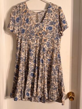 Patrons of Peace Blue and Cream Paisley Floral Top